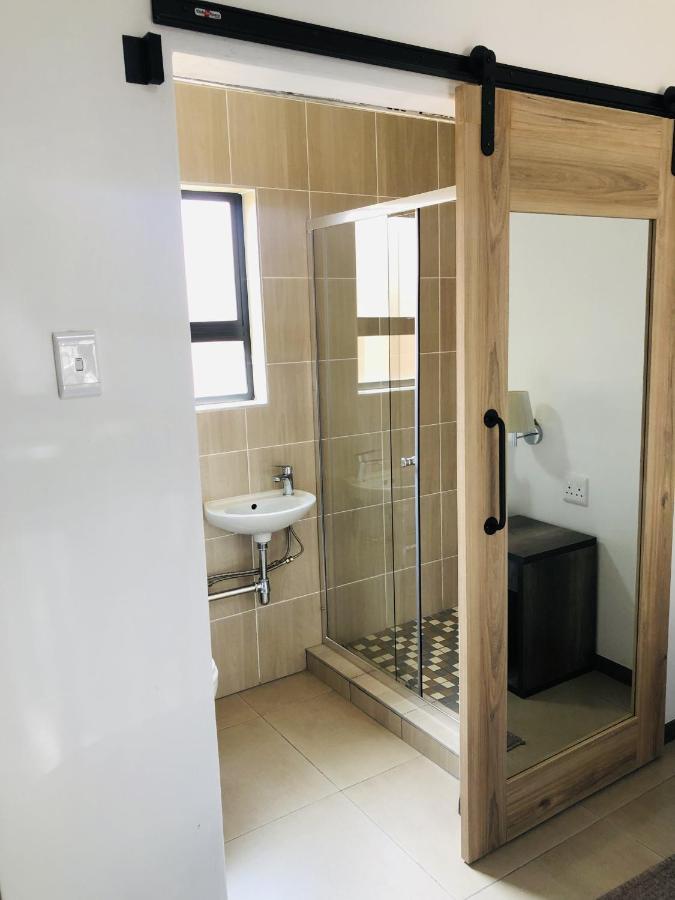 Tranquility Guesthouse Standerton Exteriör bild