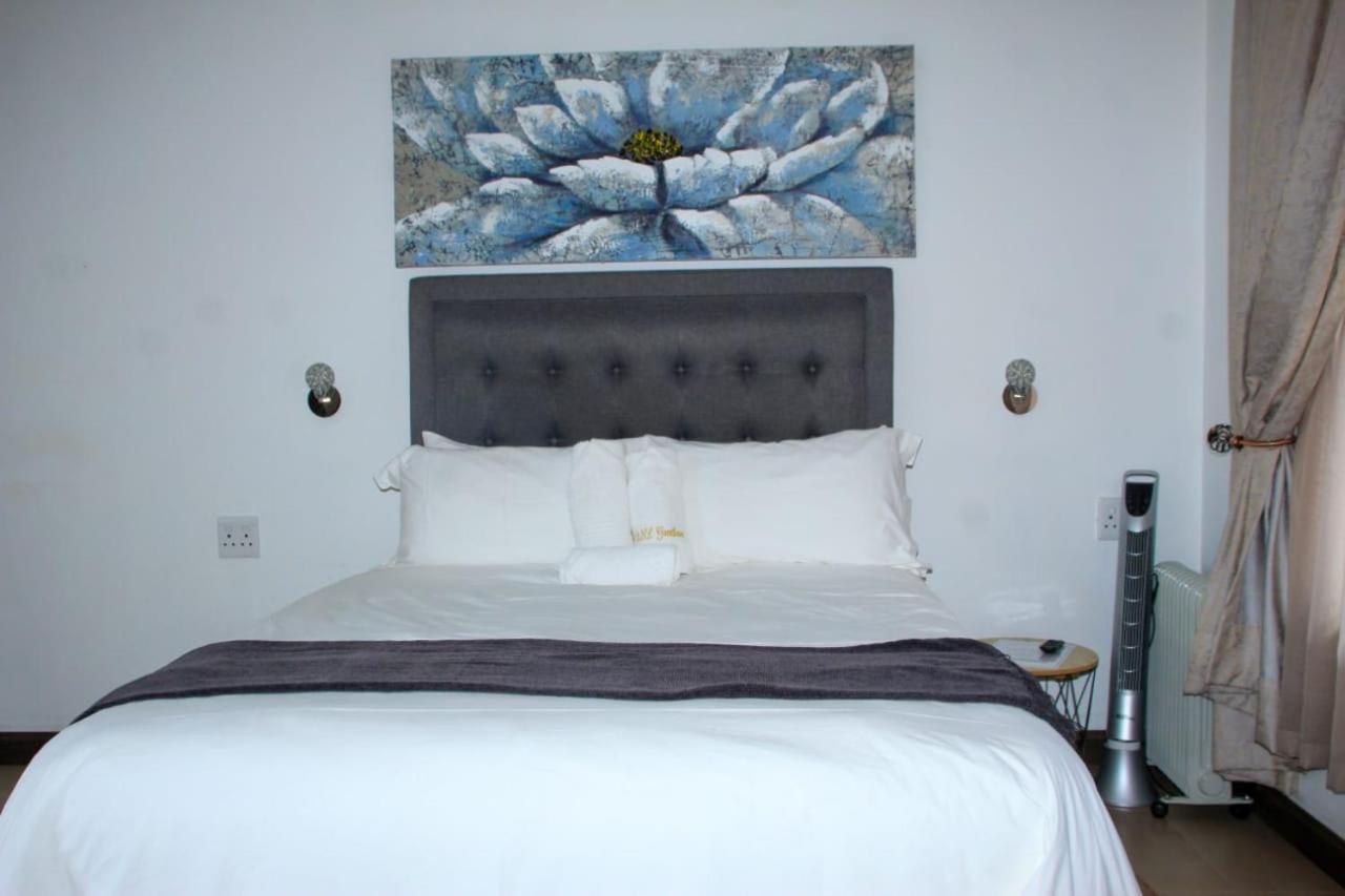 Tranquility Guesthouse Standerton Exteriör bild