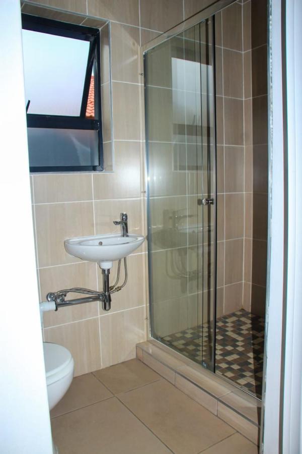 Tranquility Guesthouse Standerton Exteriör bild