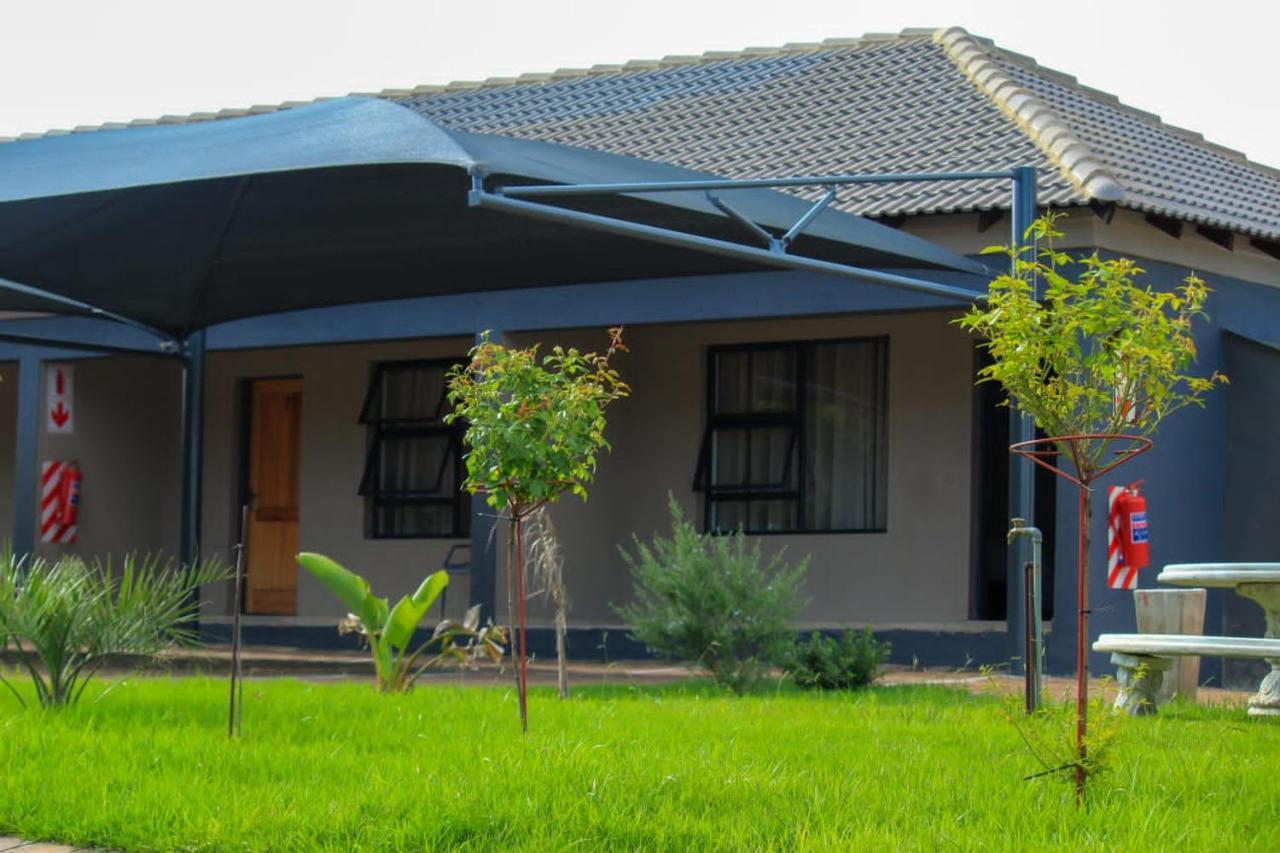 Tranquility Guesthouse Standerton Exteriör bild